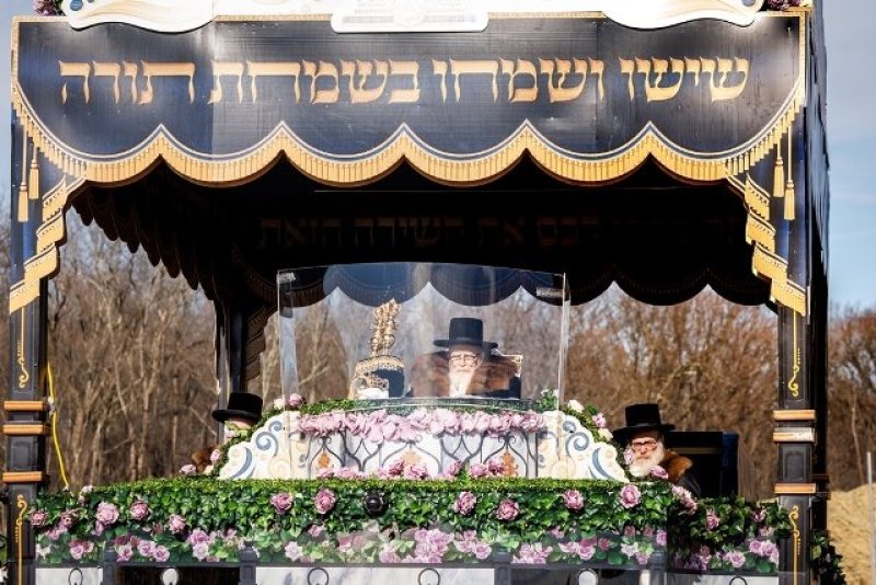 האחים לאנטשעווסקי, יוסי גולדברגר, אברומי בלום