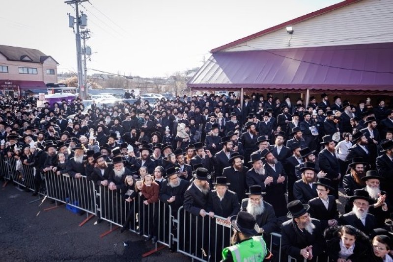 האחים לאנטשעווסקי, יוסי גולדברגר, אברומי בלום