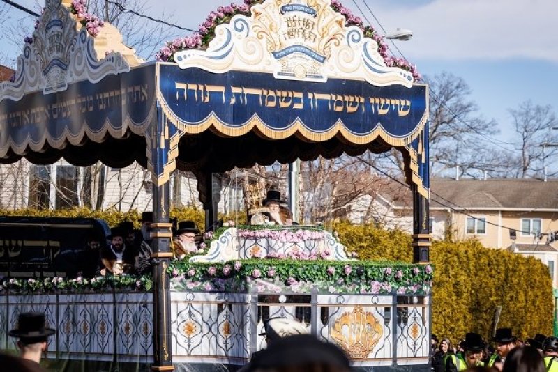 האחים לאנטשעווסקי, יוסי גולדברגר, אברומי בלום