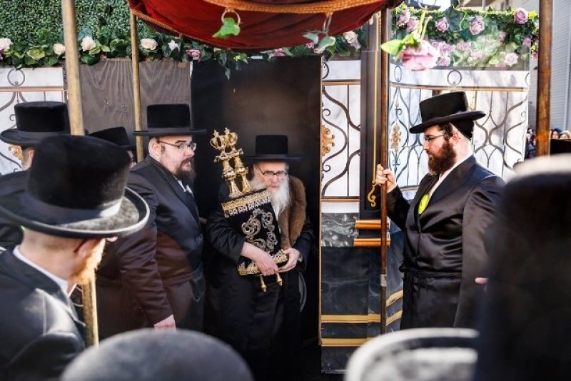 האחים לאנטשעווסקי, יוסי גולדברגר, אברומי בלום