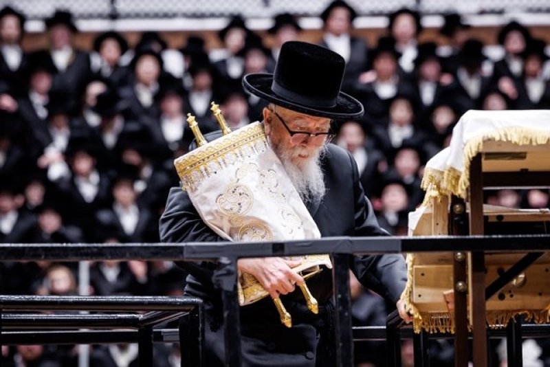 האחים לאנטשעווסקי, יוסי גולדברגר, אברומי בלום