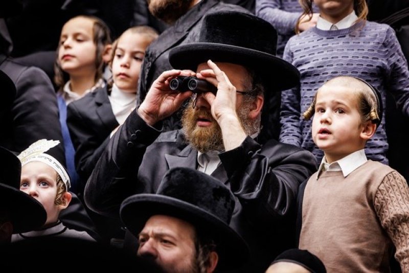 האחים לאנטשעווסקי, יוסי גולדברגר, אברומי בלום