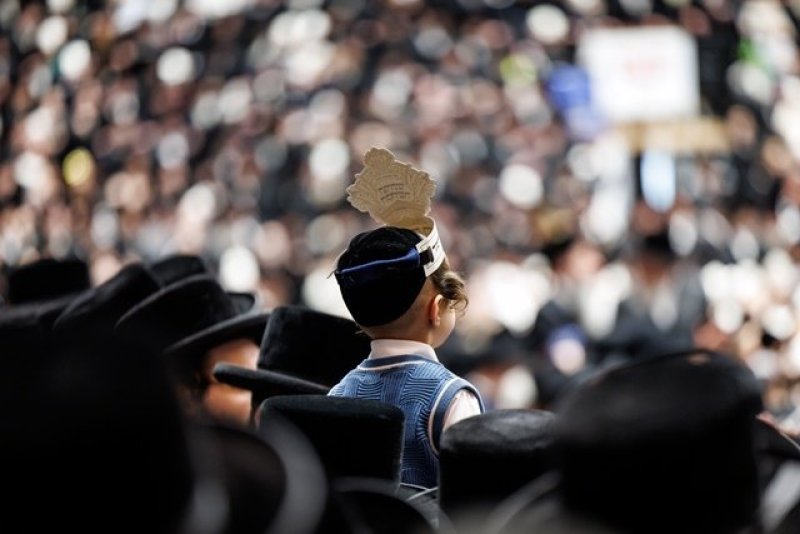 האחים לאנטשעווסקי, יוסי גולדברגר, אברומי בלום