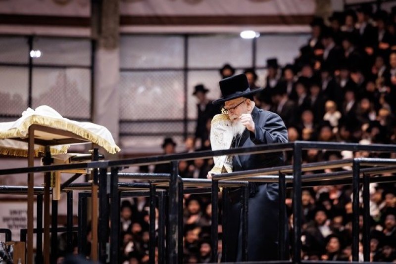 האחים לאנטשעווסקי, יוסי גולדברגר, אברומי בלום