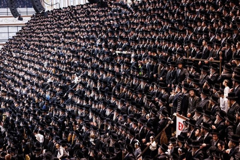 האחים לאנטשעווסקי, יוסי גולדברגר, אברומי בלום