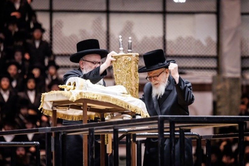 האחים לאנטשעווסקי, יוסי גולדברגר, אברומי בלום