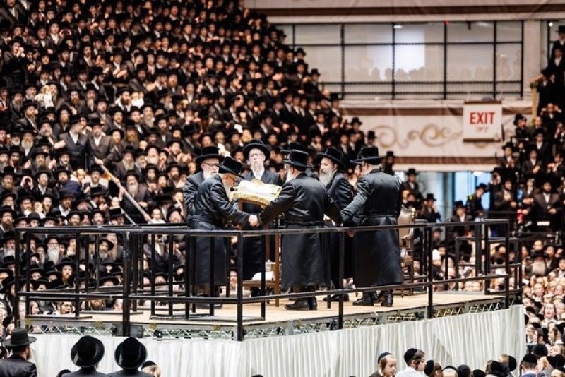 האחים לאנטשעווסקי, יוסי גולדברגר, אברומי בלום