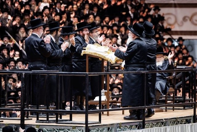 האחים לאנטשעווסקי, יוסי גולדברגר, אברומי בלום