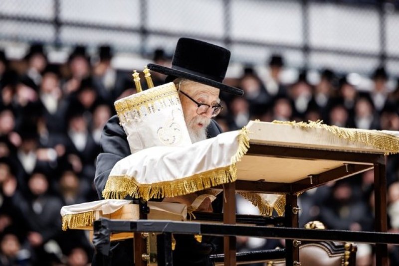 האחים לאנטשעווסקי, יוסי גולדברגר, אברומי בלום