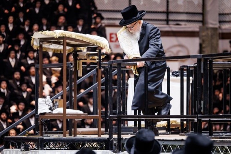 האחים לאנטשעווסקי, יוסי גולדברגר, אברומי בלום