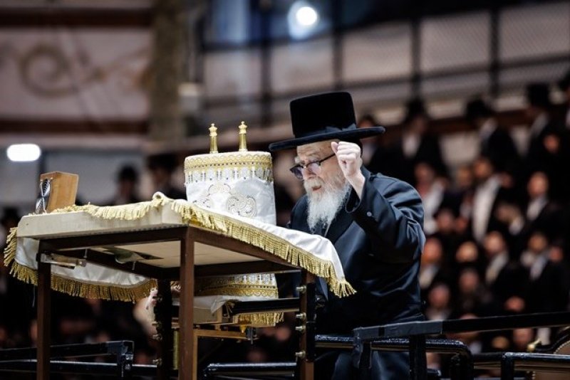 האחים לאנטשעווסקי, יוסי גולדברגר, אברומי בלום