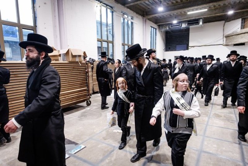 האחים לאנטשעווסקי, יוסי גולדברגר, אברומי בלום