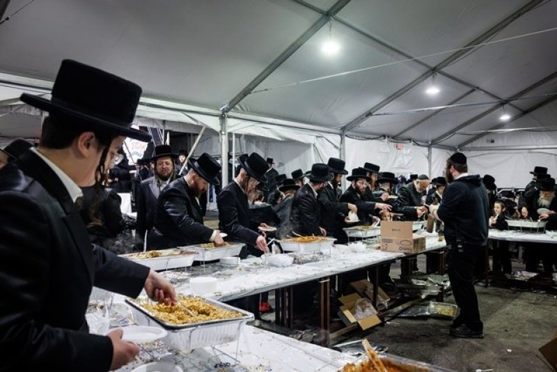 האחים לאנטשעווסקי, יוסי גולדברגר, אברומי בלום