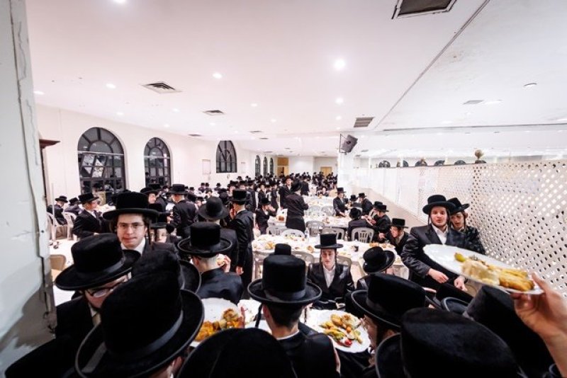 האחים לאנטשעווסקי, יוסי גולדברגר, אברומי בלום