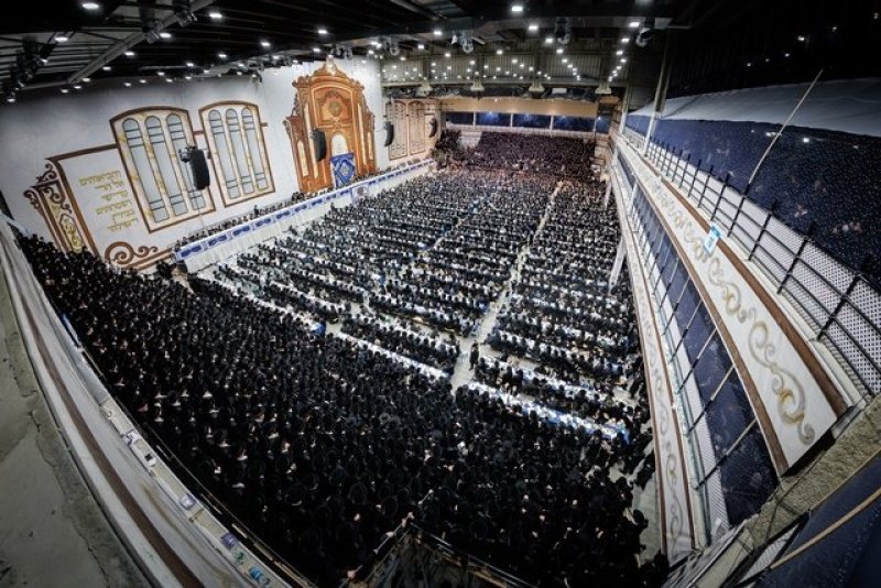 האחים לאנטשעווסקי, יוסי גולדברגר, אברומי בלום
