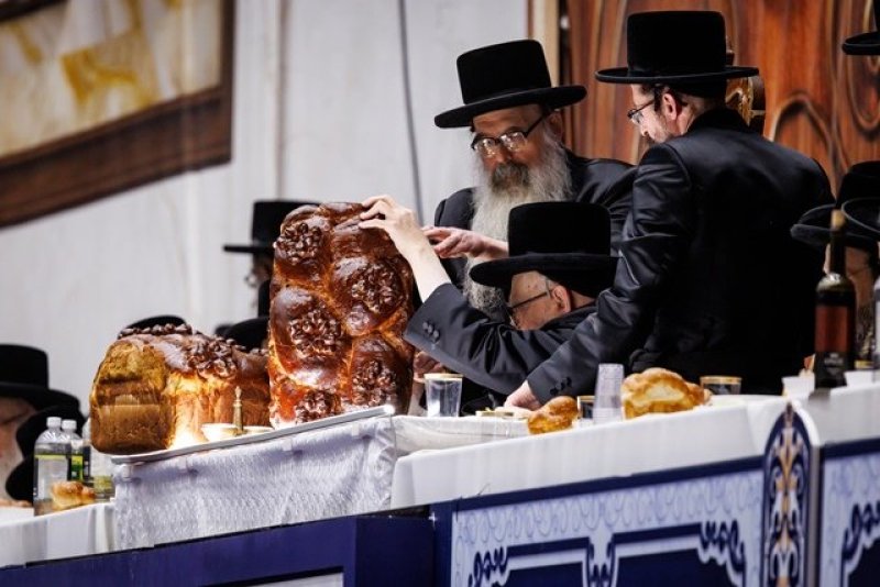 האחים לאנטשעווסקי, יוסי גולדברגר, אברומי בלום