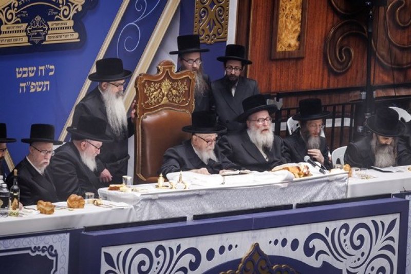 האחים לאנטשעווסקי, יוסי גולדברגר, אברומי בלום
