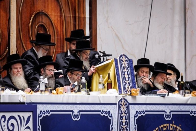 האחים לאנטשעווסקי, יוסי גולדברגר, אברומי בלום
