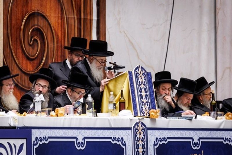 האחים לאנטשעווסקי, יוסי גולדברגר, אברומי בלום