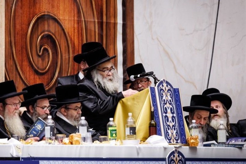 האחים לאנטשעווסקי, יוסי גולדברגר, אברומי בלום