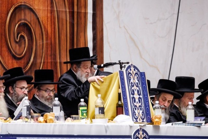 האחים לאנטשעווסקי, יוסי גולדברגר, אברומי בלום