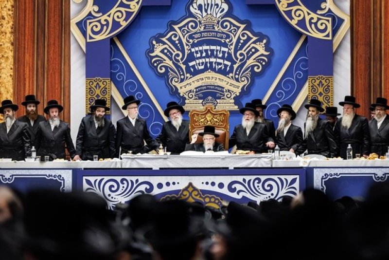 האחים לאנטשעווסקי, יוסי גולדברגר, אברומי בלום