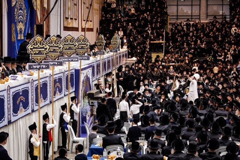 האחים לאנטשעווסקי, יוסי גולדברגר, אברומי בלום
