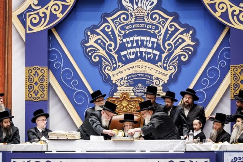 האחים לאנטשעווסקי, יוסי גולדברגר, אברומי בלום