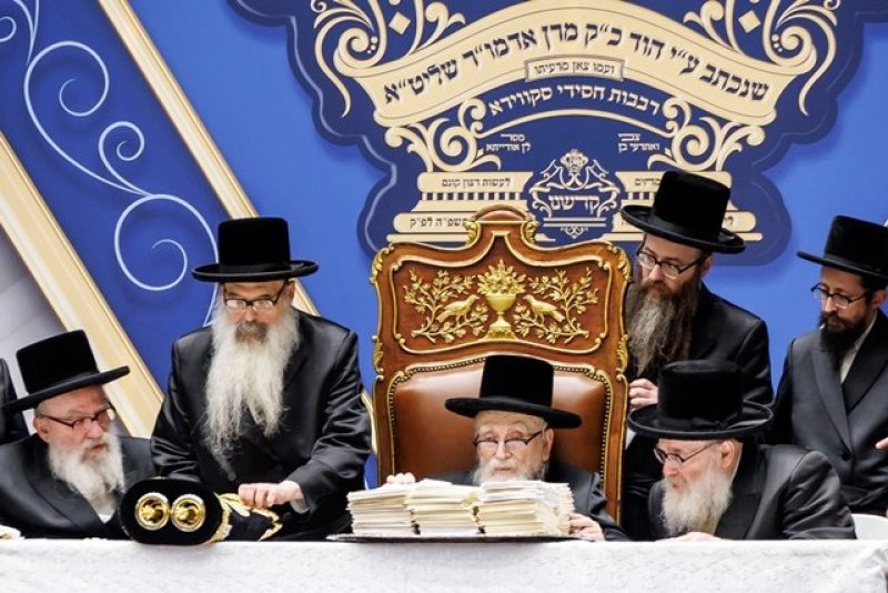 האחים לאנטשעווסקי, יוסי גולדברגר, אברומי בלום