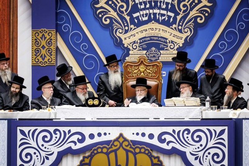 האחים לאנטשעווסקי, יוסי גולדברגר, אברומי בלום