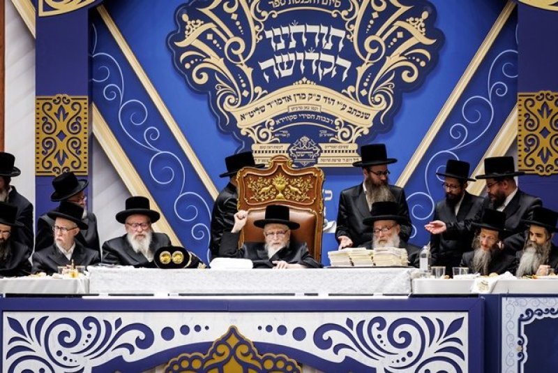 האחים לאנטשעווסקי, יוסי גולדברגר, אברומי בלום