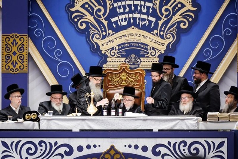 האחים לאנטשעווסקי, יוסי גולדברגר, אברומי בלום