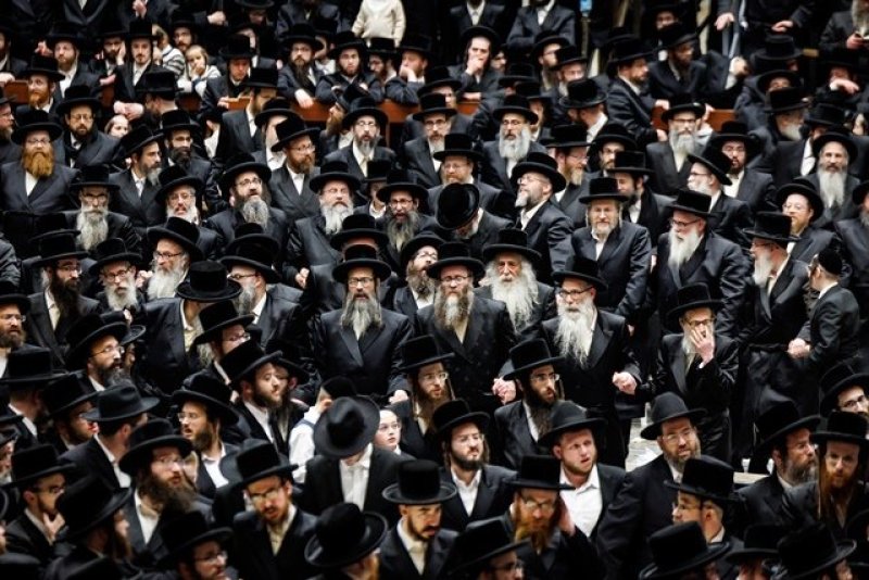 האחים לאנטשעווסקי, יוסי גולדברגר, אברומי בלום