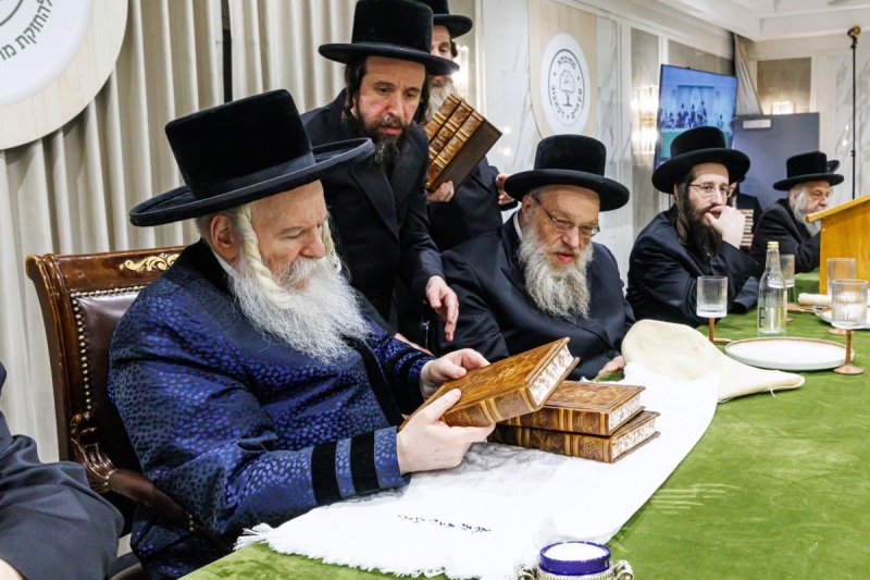 האחים לאנטשעווסקי