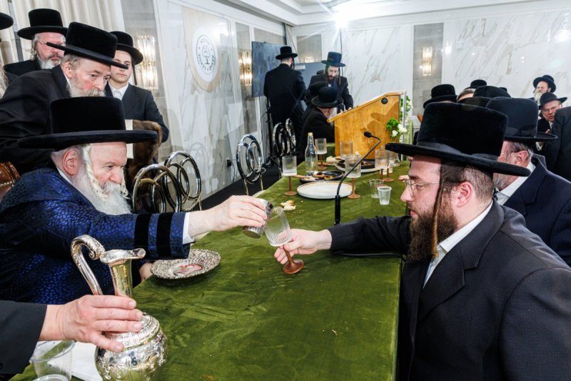 האחים לאנטשעווסקי