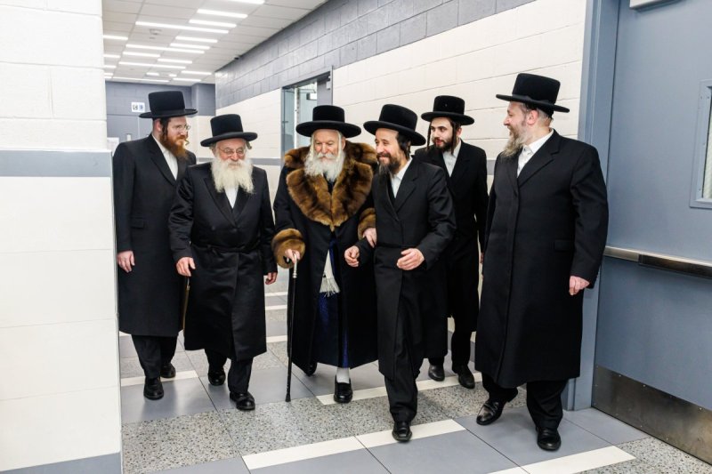 האחים לאנטשעווסקי