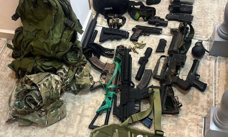 עשרות מבוקשים, כלי נשק וציוד: כך נראו הפשיטות הליליות ביהודה ושומרון