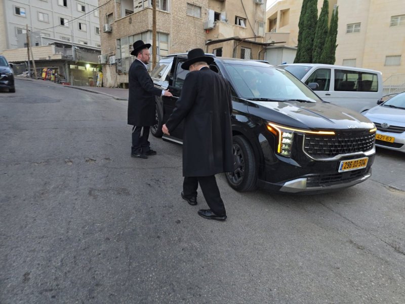 באדיבות המצלם