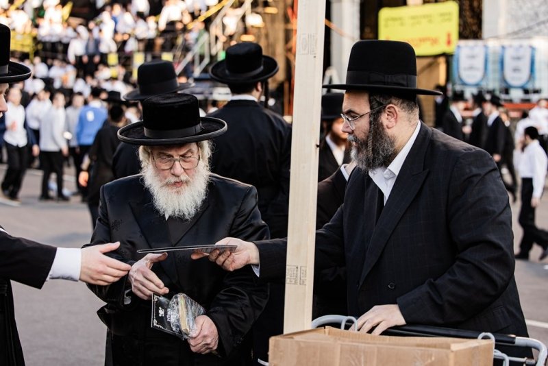 י. שטיין, שלום קליין ושלום שוורץ