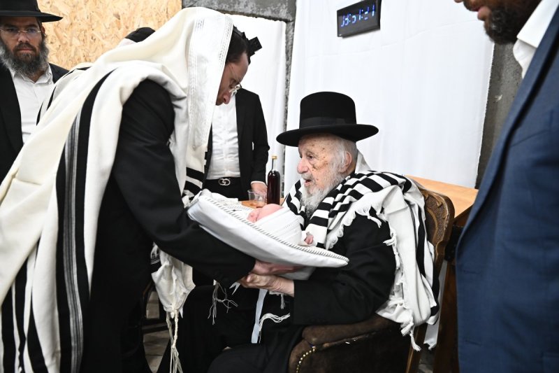 שוקי לרר