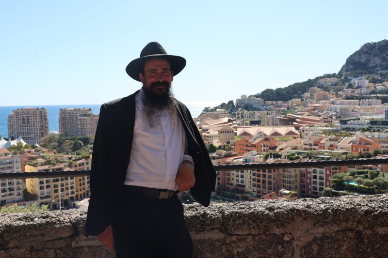 מרדכי לובעצקי