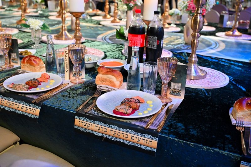 באדיבות המצלם