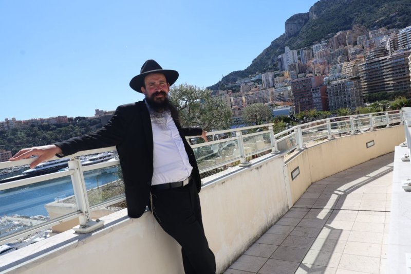 מרדכי לובעצקי