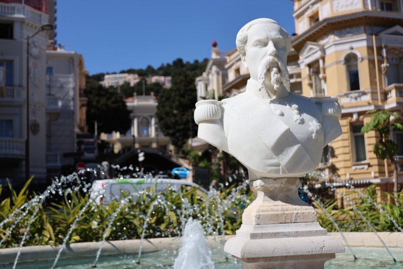 מרדכי לובעצקי