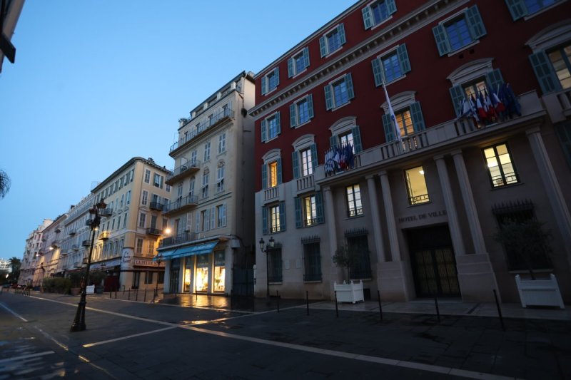 מרדכי לובעצקי