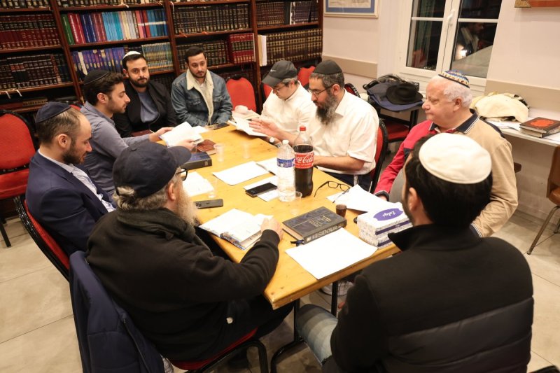 מרדכי לובעצקי