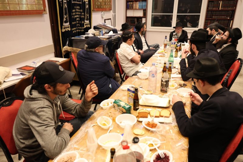 מרדכי לובעצקי