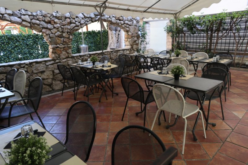 מרדכי לובעצקי