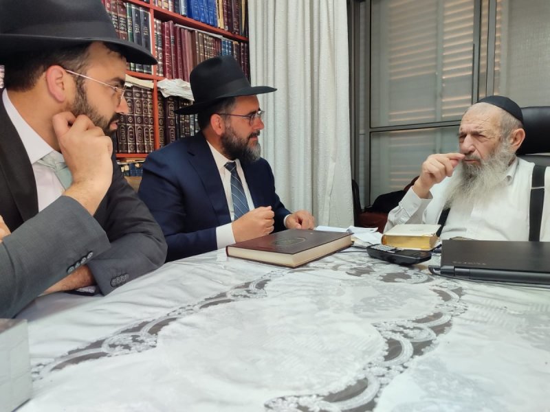 באדיבות המצלם