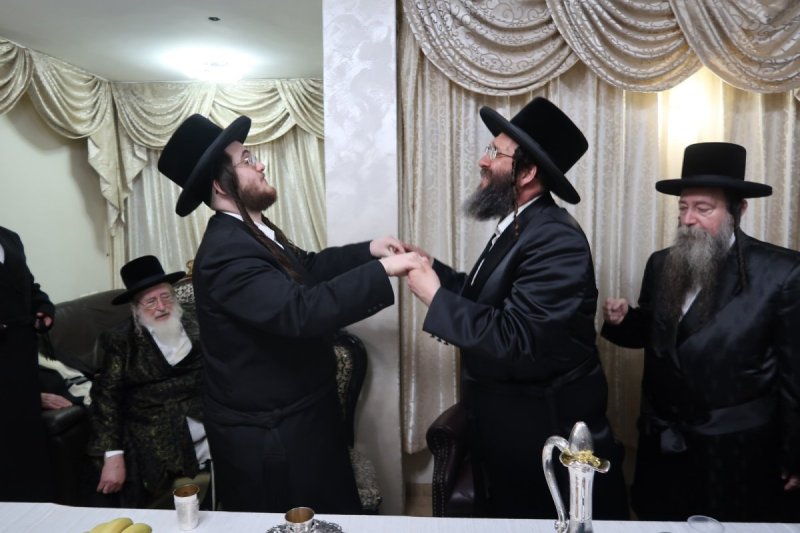 באדיבות המצלם